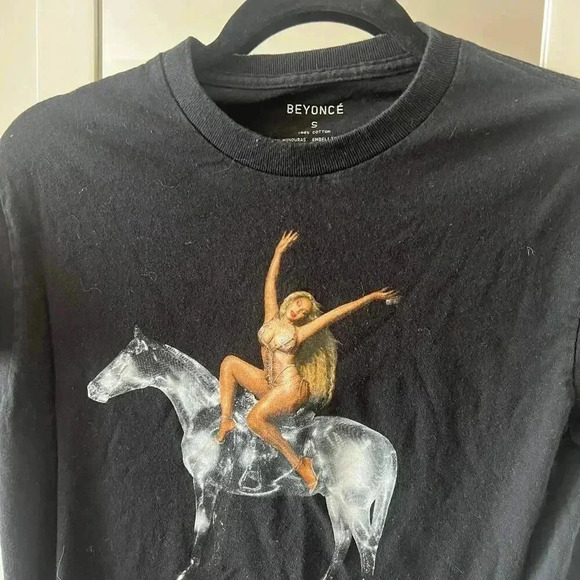 432 Beyonce Renaissance Box Set Pose #4 Shirt Size Small Color Black - Picture 3 of 5